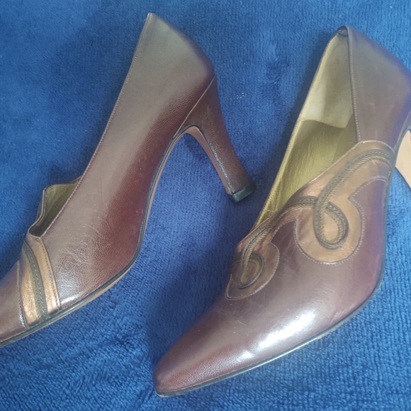 7 1/2 leather brown & copper Shoes - Picture 12 of 14